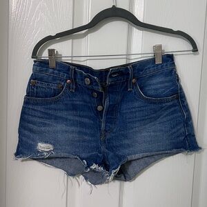 Levi’s Jean shorts medium blue wash